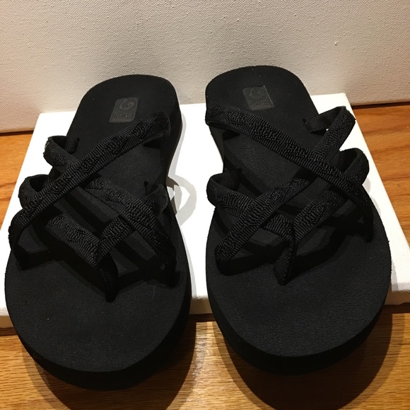 teva olowahu women's size 8